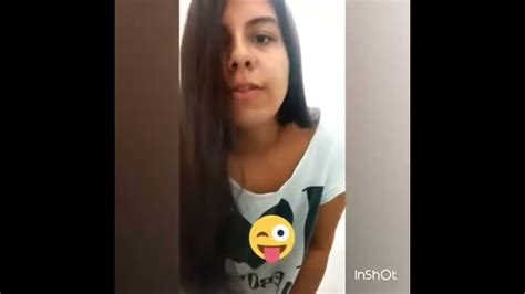 Vídeos pornôs com Novinhas De Shortinho .